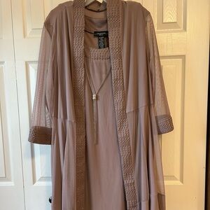 Mauve dress, 16W, only worn once and purchased from David’s Bridal.